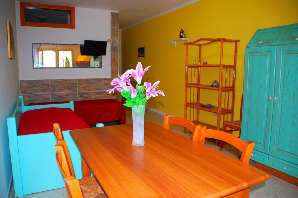 Turas Club Case Vacanze Bosa Kültér fotó